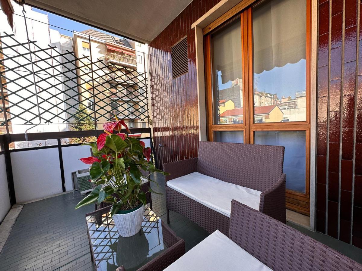 Emeraldway - Bellissimo Appartamento In Zona Sempione-Tre Torri Milan Exterior photo