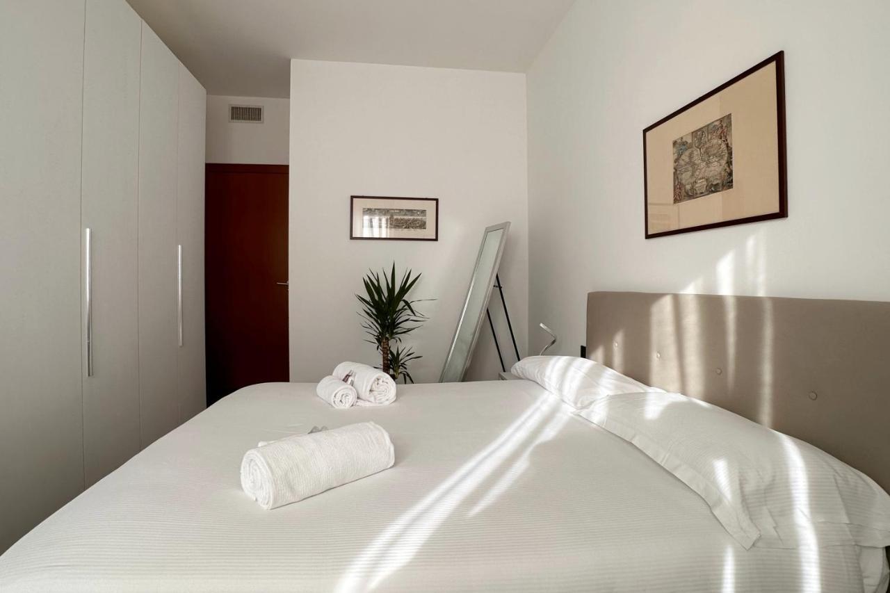 Emeraldway - Bellissimo Appartamento In Zona Sempione-Tre Torri Milan Exterior photo